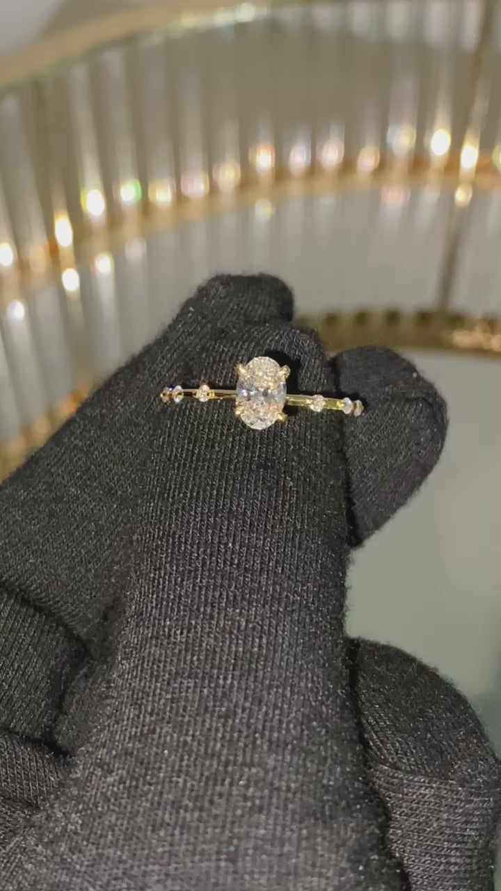 Spark Diamond Ring