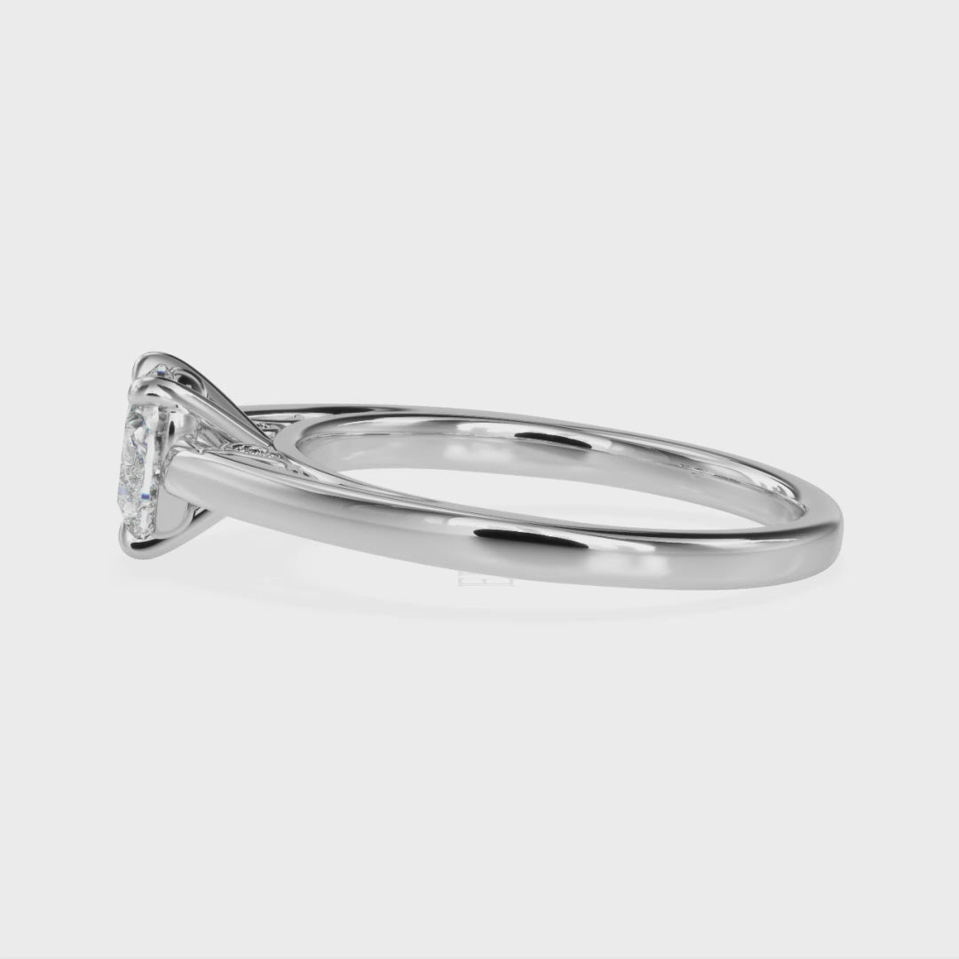 
                  
                    Load and play video in Gallery viewer, Z-Adore - Heart Cut Ring
                  
                